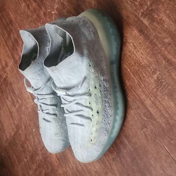 Adidas Yeezy Boost 380 Alien Blue - Picture 5 of 9